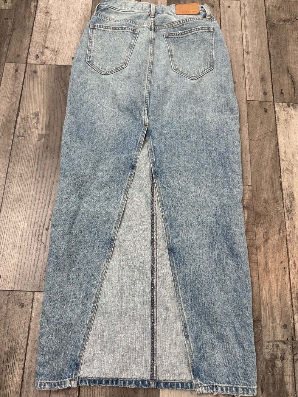 Denim Forum Aritzia The 90s Vintage Mid-Rise Pencil Maxi Jean Skirt 26 Slit - Picture 5 of 11